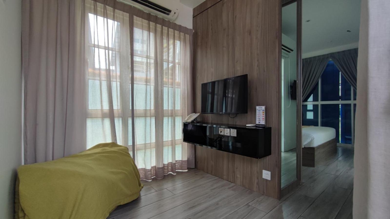 Solesor Kampong Beach Resort Port Dickson Extérieur photo